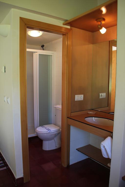 Bungalow Camping Los Manzanos Санта Круз де Олейрос Номер фото
